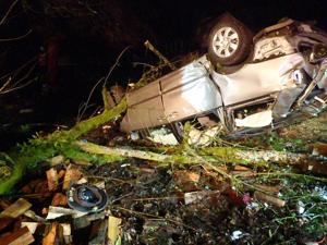 Highway 20 minivan crash injures four people