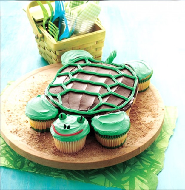 Turtle Cupcake Cake