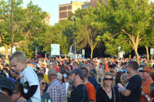 Cyclists, North Iowans turn out for concert