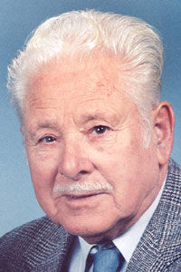 <b>Manuel Silveira</b> - 54a32e65ce489.image