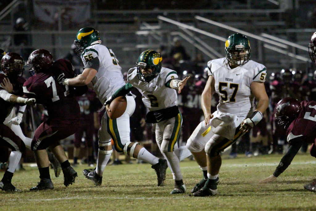 Kingsburg football advances to Divsion II quarterfinals Sports