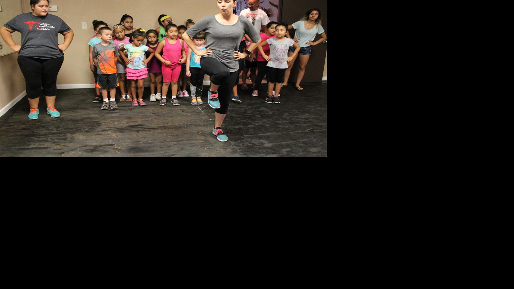 First folklorico dance studio opens - Hanford Sentinel