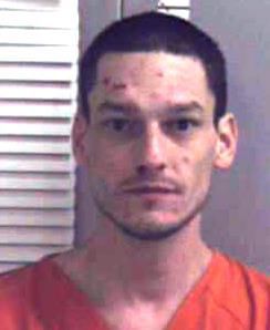 Police: Man threatened with hammer