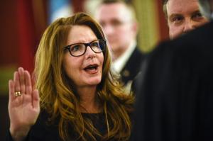 Democratic leader denounces Arntzen's education caucus