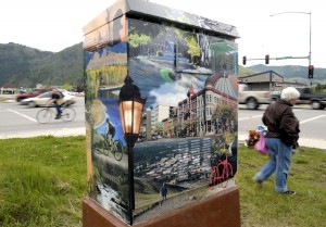 Drab traffic boxes to become canvases for original art