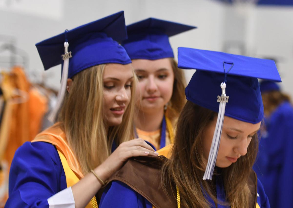 PHOTOS MacArthur High School Graduation Ceremonies 2017 Photo