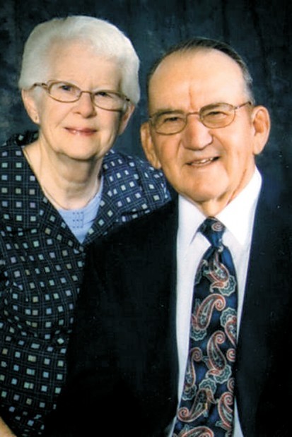 Mr. and Mrs. Don Willms - 4e4bbf231f365.image