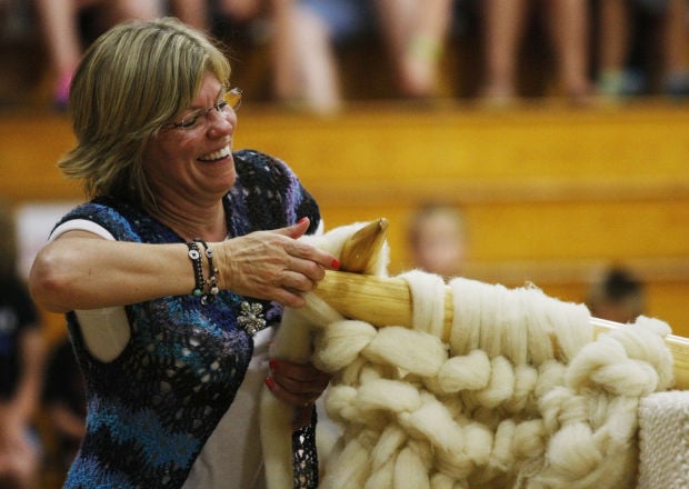 World's Largest Crochet Hook - Casey, IL - Use Video 1 