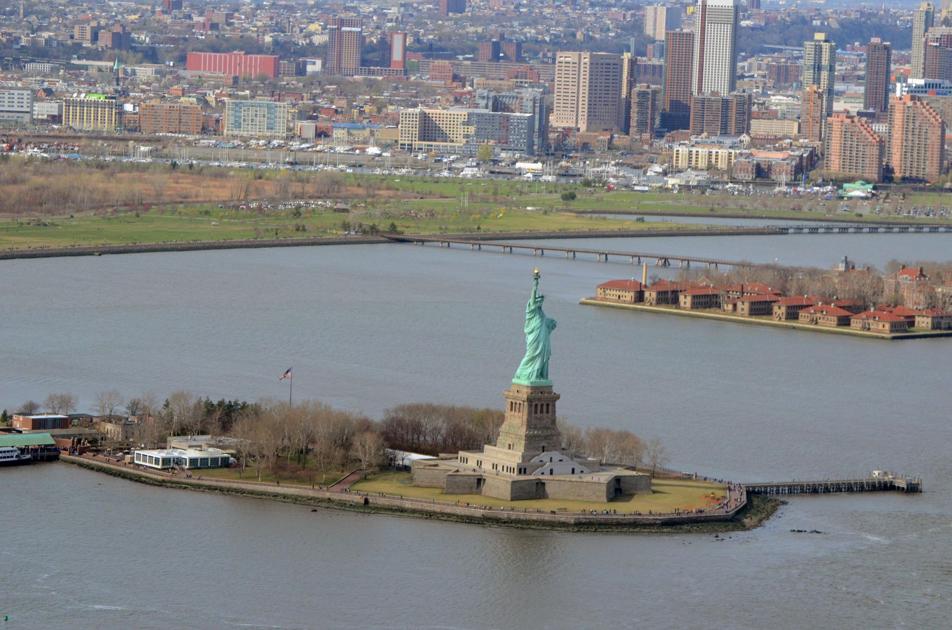 Regional divide still leads to turf battles in Albany - Herald-Banner