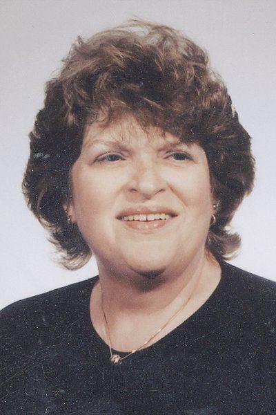 Police, fire unions file insurance grievance against Alexandria clerk-treasurer - The Herald Bulletin