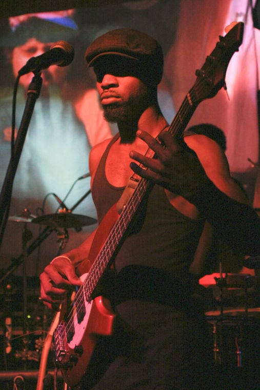 Fisting tits penetration Yo mamma s big fat booty band