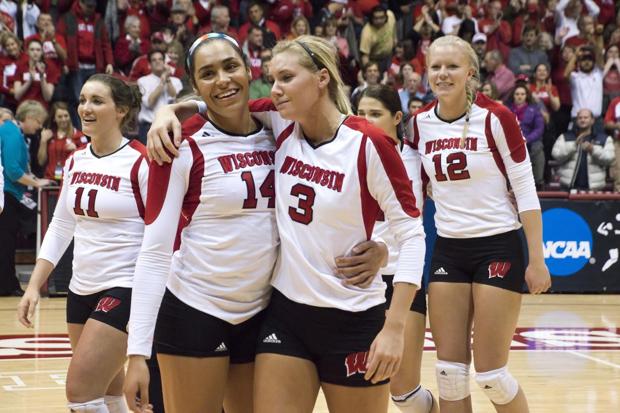 Volleyball: Badgers keep dancing to Sweet 16, beat Illinois State