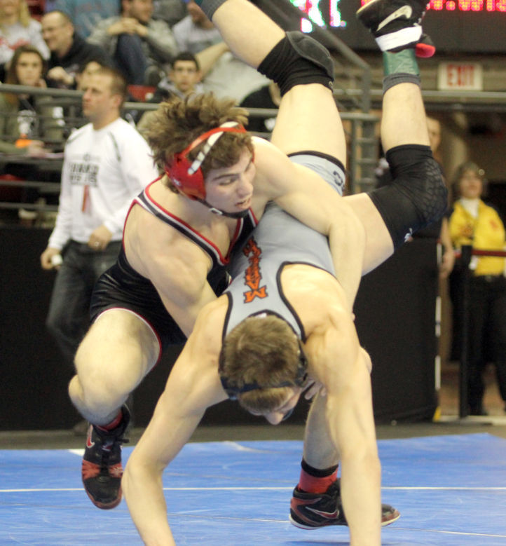 How can you find the WIAA wrestling rankings?