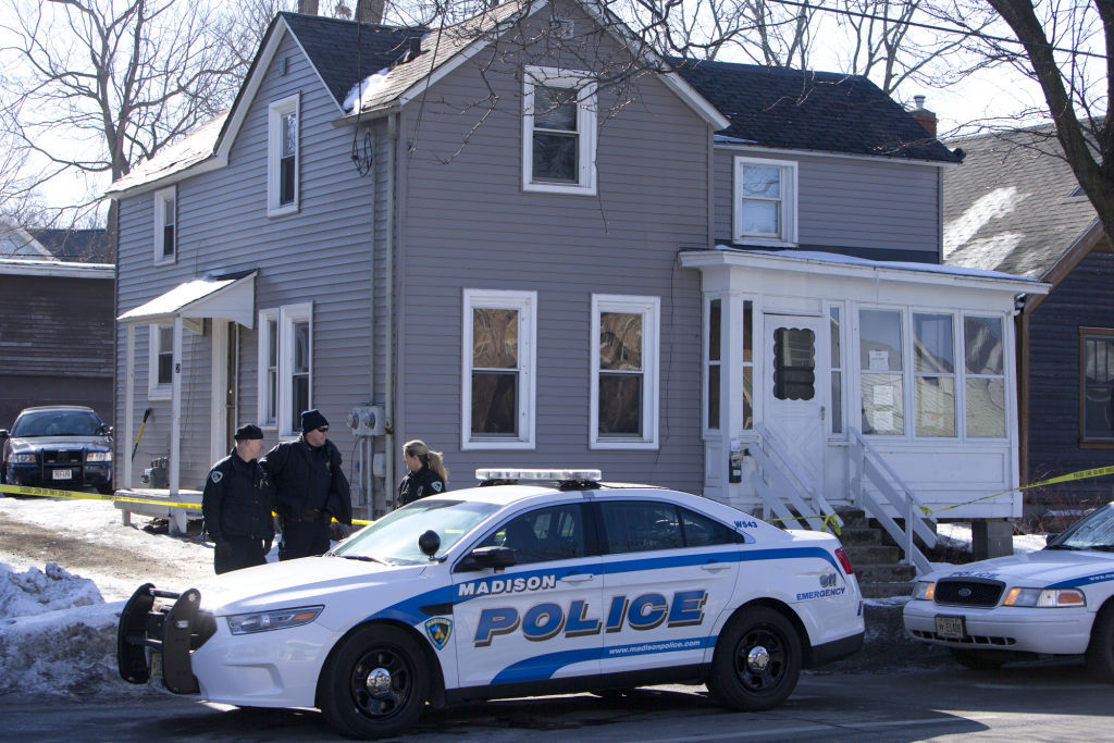 Williamson Street apartment house where Tony Robinson was shot, State Journal photo