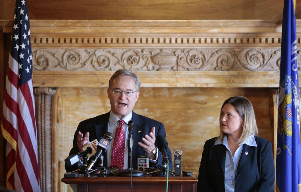 Troubled jobs agency seeks to gag its board members - Madison.com