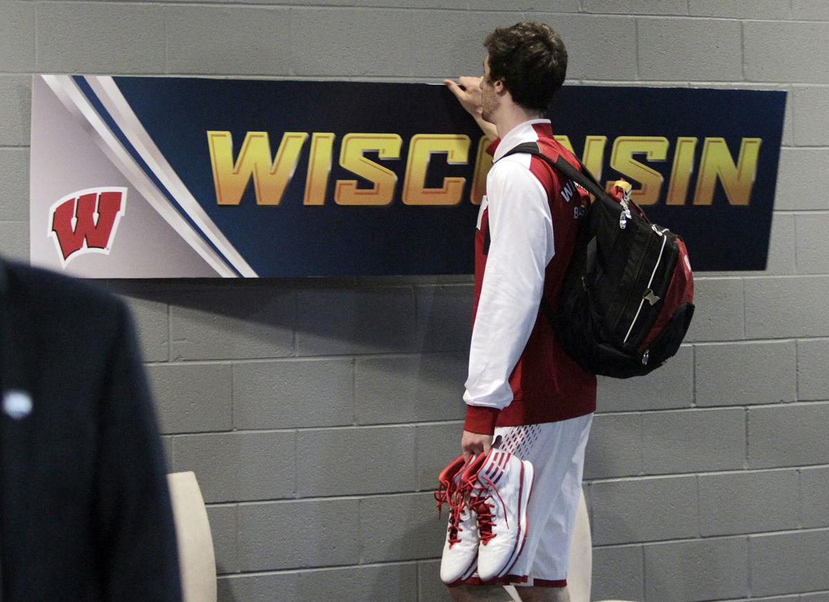 frank kaminsky,eric bledsoe celebrate frank kaminsky"s 25th birthday with a look back at his