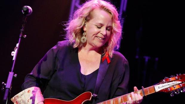 Mary Chapin Carpenter | | host.madison.com