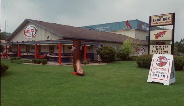 shoe box black earth coupons