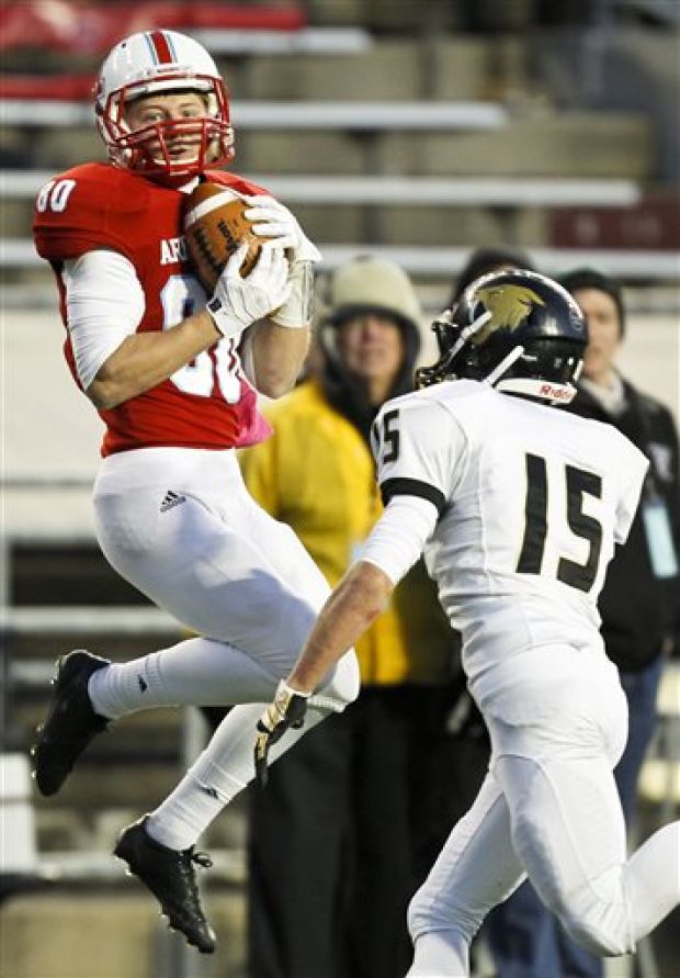 WIAA State Football Finals: Arrowhead Picks Off A Runaway Victory Over ...