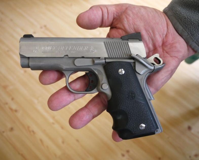 Concealed carry permit holders shoot it out on a Milwaukee ...
