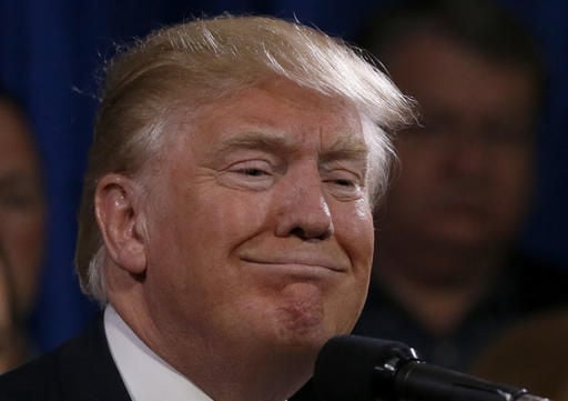 With GOP nomination locked up, Trump goes hard after Clinton (copy)