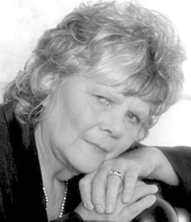 Dolly Bell Net Worth