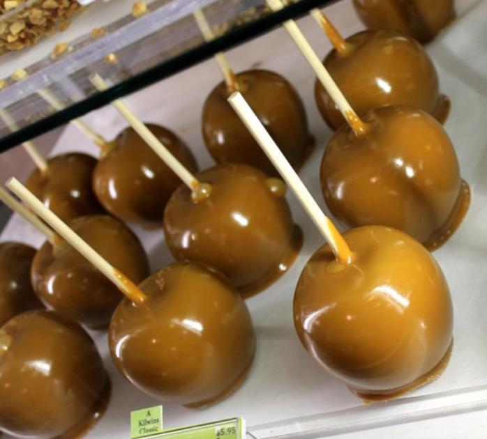 Kilwins' sweet, crunchy caramel apples taste best in autumn Dining
