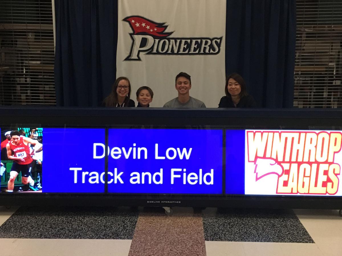 Photo Gallery 2017 Prep Spring Signing Ceremonies