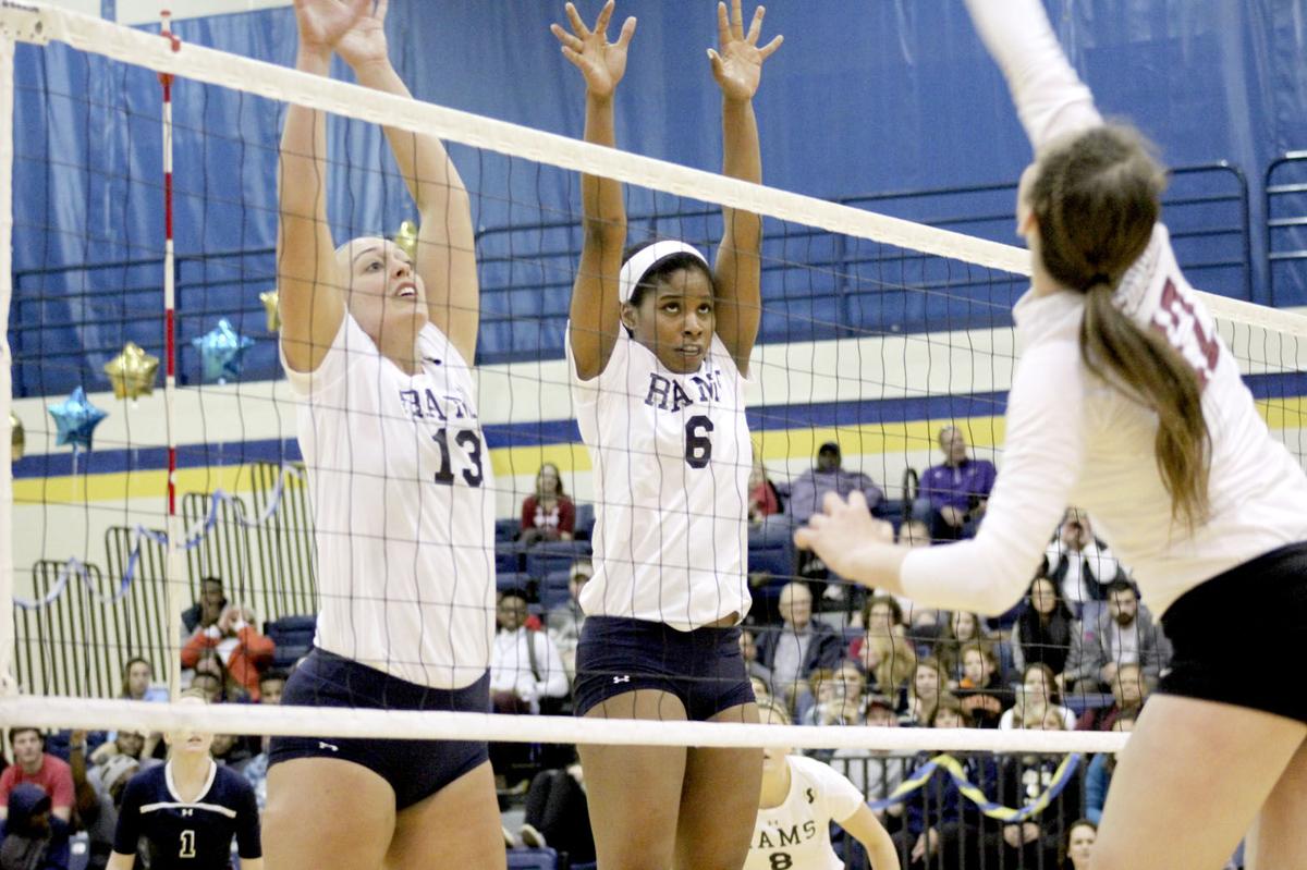 فديو+سكس+بنات+مع+كلاب North Stafford High School’s Christine Jackson, 6, chose to play at ...