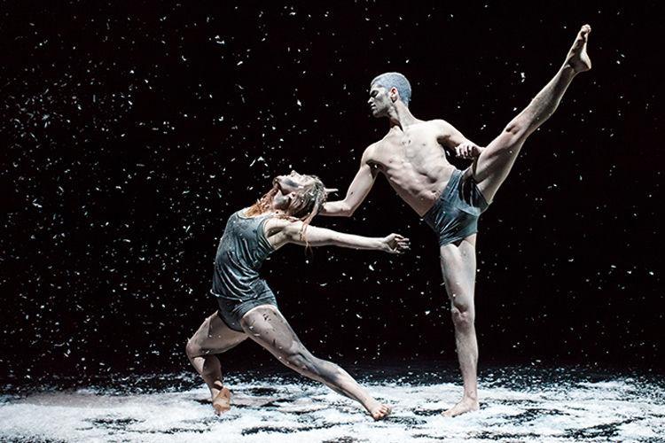 Dance profs 'light up' stage with 'alluring' - Huntsville Item