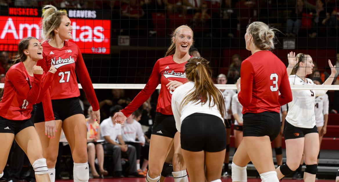 Huskers lead college volleyball in No. 1 rankings Volleyball