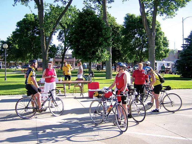 Cyclists to stop in Kearney on Bicycle Ride Across Nebraska Kearney