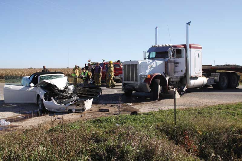 Crash with semi near Utica leaves 3 injured - Kearney Hub