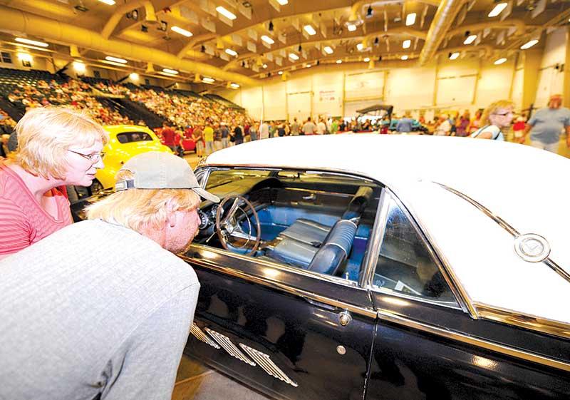 Cruise Nite car auction features old, new, everything in between