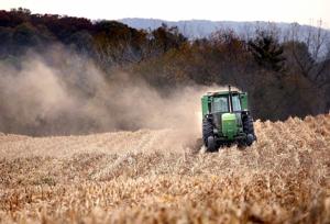 Bumper crops don't mean bumper-to-bumper sales of equipment