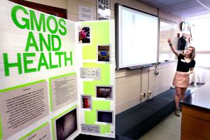 Evers visits West Salem to check out senior exit projects