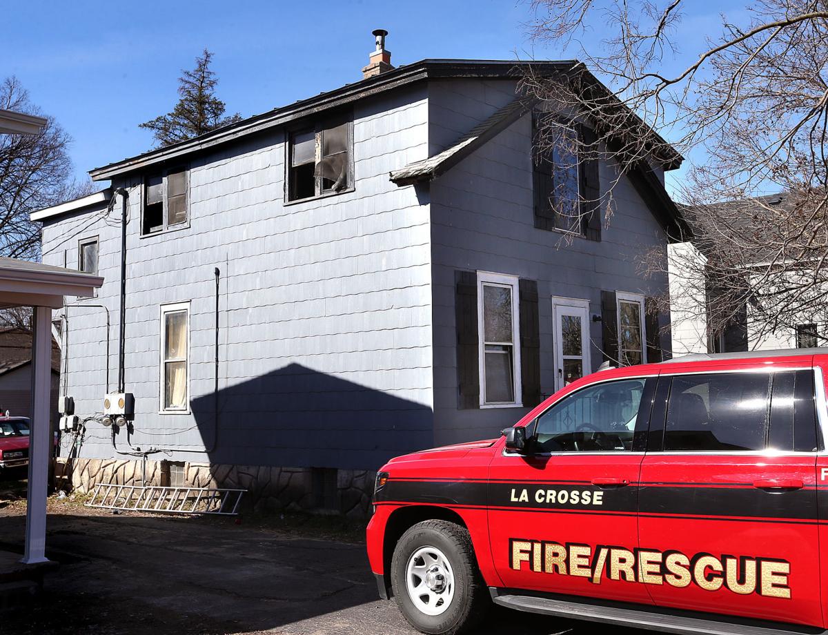 3 people rescued from South Side La Crosse duplex fire Local