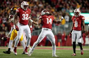 Badgers football: Playoffs or not, Wisconsin's bowl game possibilities look promising