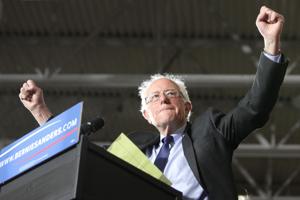 Bernie Sanders: Hillary Clinton 'dead wrong' to say I can't keep campaign promises