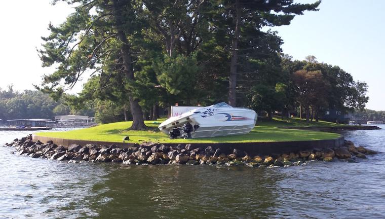 boat crash ozarks boat crashes into stevens point after bar close lakeexpo boat crash ozarks boat crashes into stevens point after bar close lakeexpo