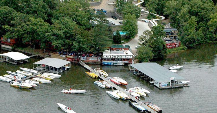 Memorial Weekend Fireworks & Live Music at Bear Bottom Resort | Live