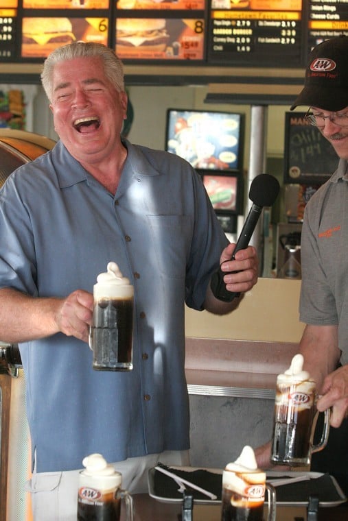 Huell Howser, longtime host of TV show ‘California’s Gold,’ dies