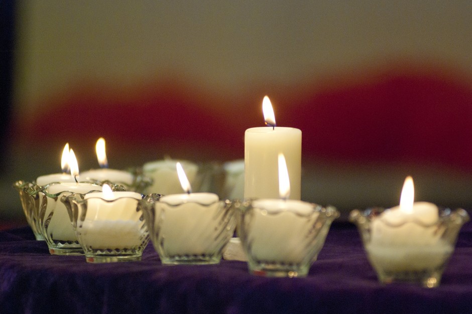 200 gather at Hutchins to preach peace, love on 9/11