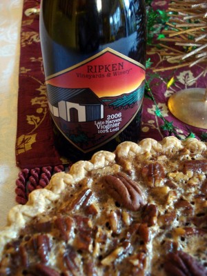 2006 Ripken Vineyards Late Harvest Viognier with pecan pie