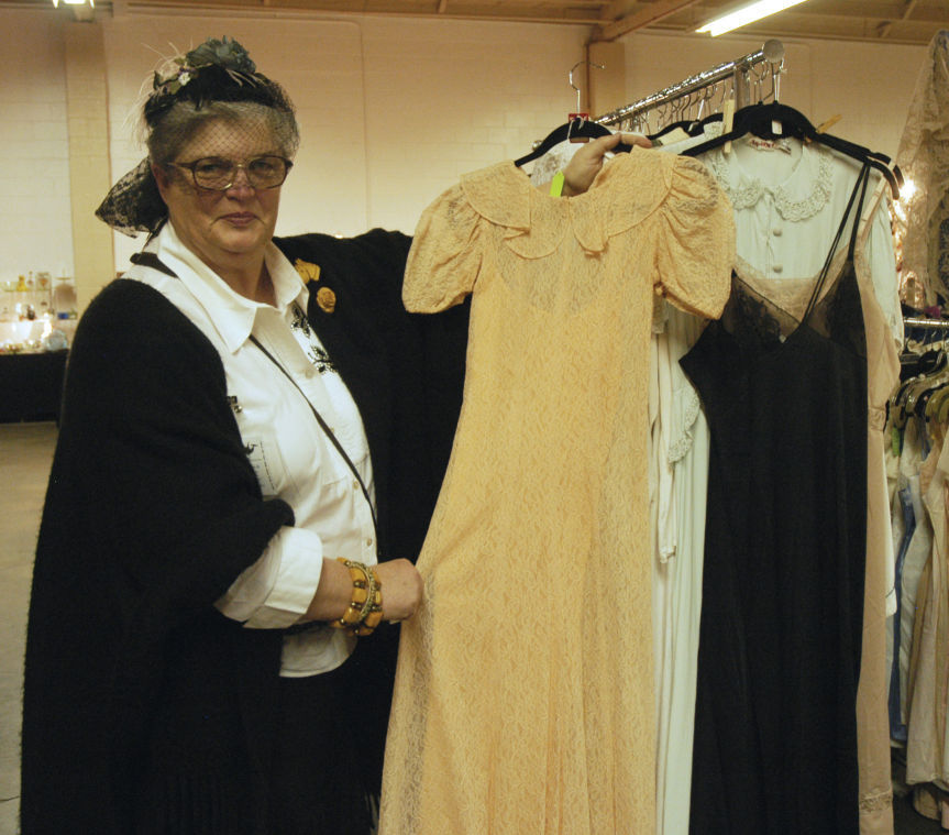 Golden children’s books, crank phone, unusual clothing highlight Lodi Antique Show