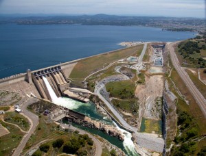 View from above: Folsom Dam
