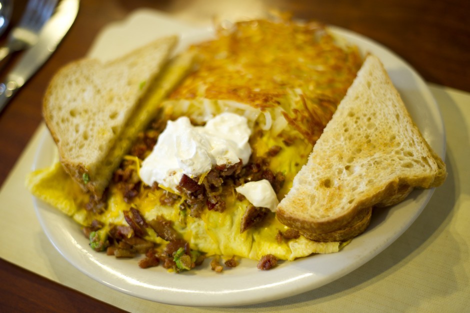 Galt eatery offers homey favorites from omelets to steaks