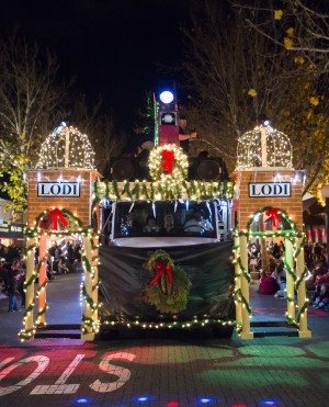 Parade lights up Lodi