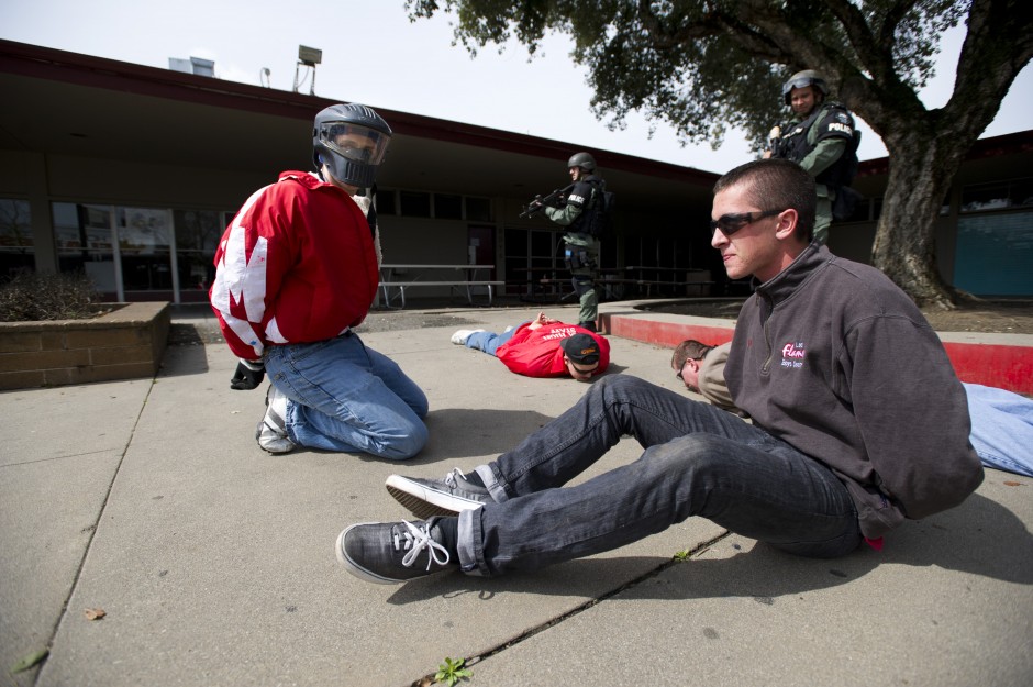 Area SWAT teams use Lodi High School campus for practice 