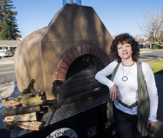 Wood-fired pizza makers Nick and Shelly Guantone share love for food